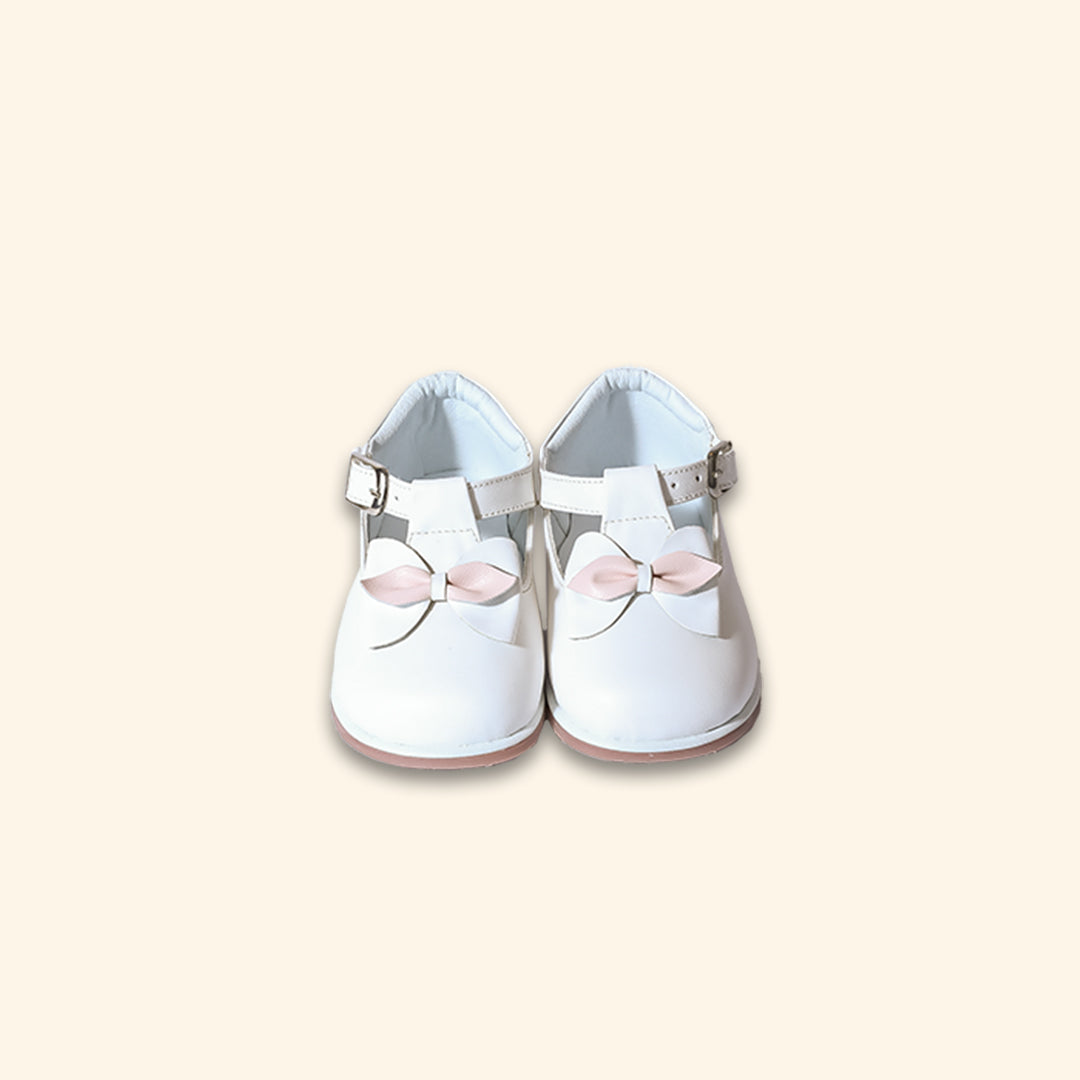 Bow dressy shoe